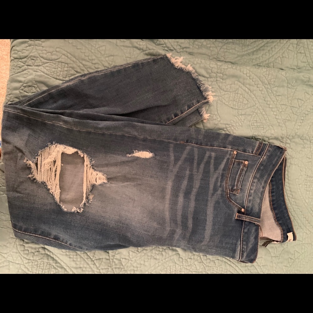 Distressed Jeggings